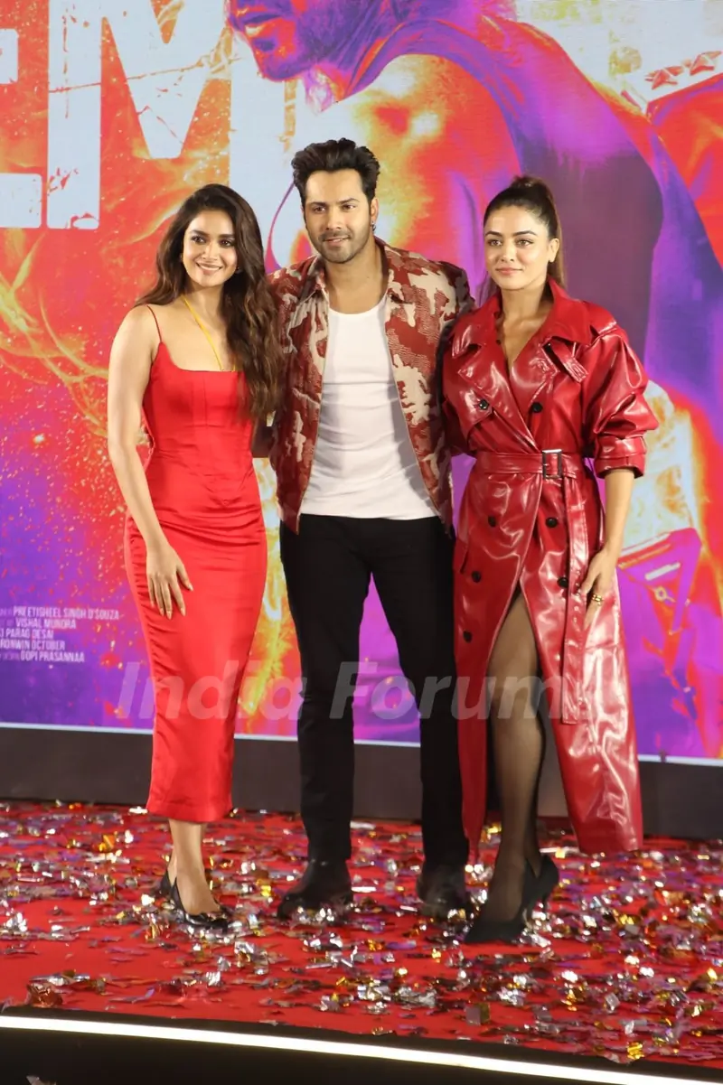 Varun Dhawan, Wamiqa Gabbi and Keerthy Suresh snapped promoting Baby John