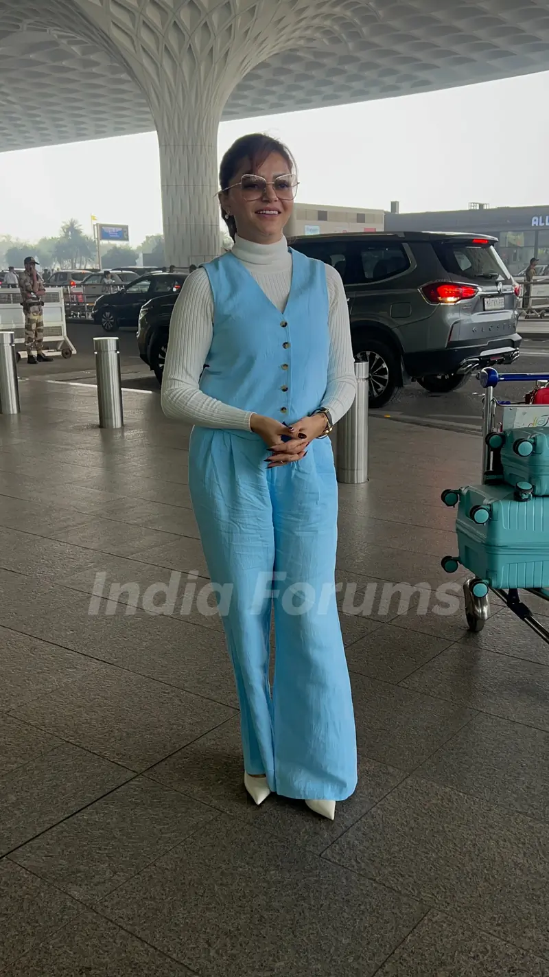 Rubina Dilaik snapped at the airport