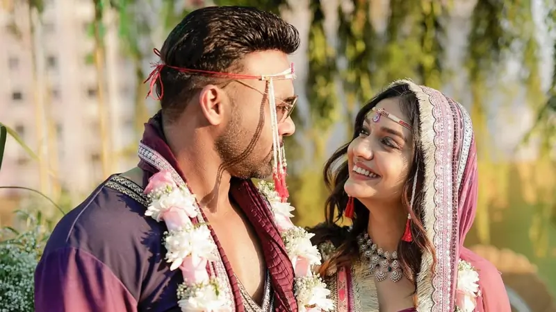 Divya Agarwal and Apurva Padgaonkar