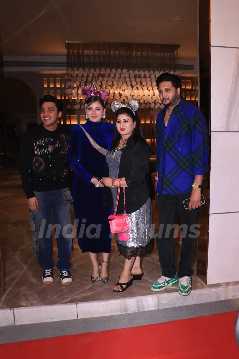 Urvashi Rautela celebrates her mother’s birthday with media
