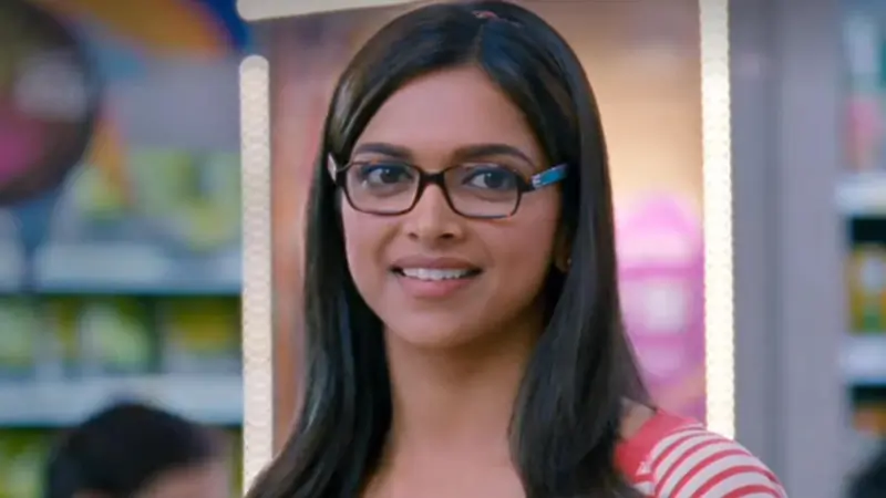 YJHD Re-release: Netizens Go Wild as Deepika Padukone’s Naina Talwar Returns to Theatres