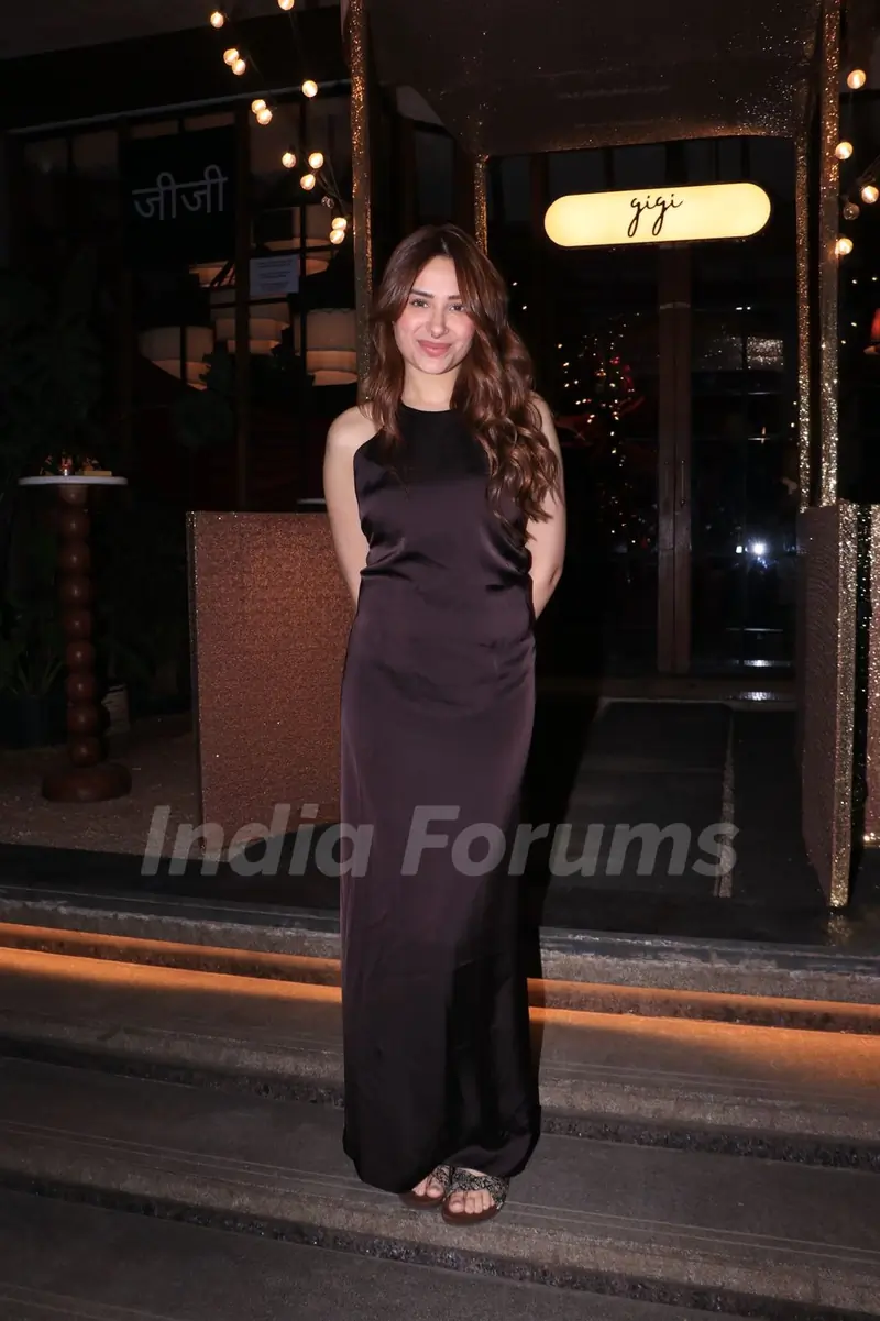 Mahira Sharma snapped in the city