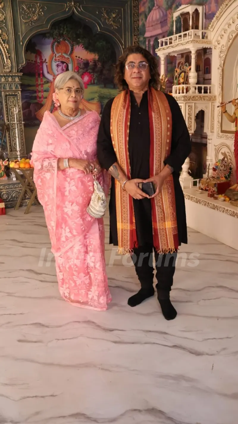 Rajan Shahi seek blessings with a sacred havan on the sets of Anupamaa