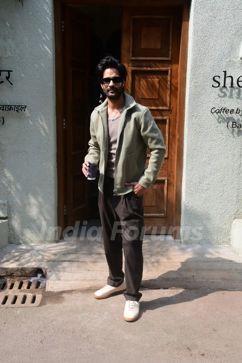 Aman Devgan snapped promoting their film 'Azaad'