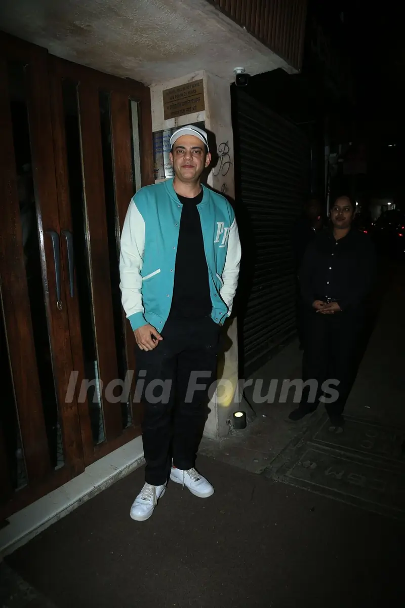 Celebrities snapped at Anusha Dandekar’s birthday bash at Bastian