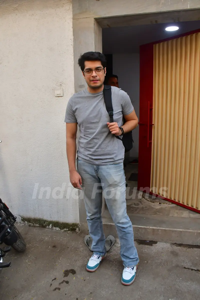 Junaid Khan snapped promoting his upcoming film Loveyapa