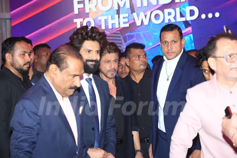 Shah Rukh Khan and Kartik Aaryan snapped at the 25th IIFA Awards press conference