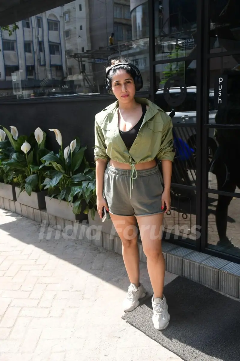  Neha Bhasin snapped in the city