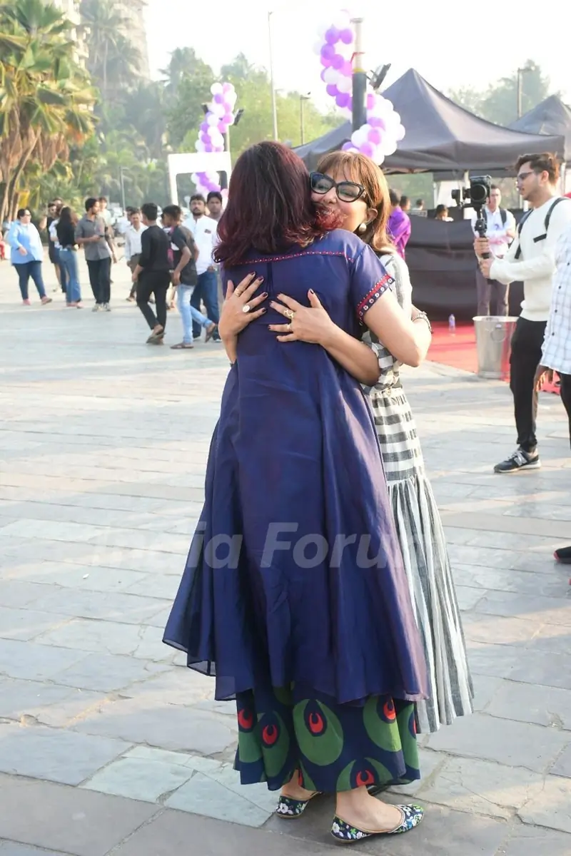 Hina Khan and Priya Dutt snapped at the World Cancer Day by Nargis Dutt Foundation