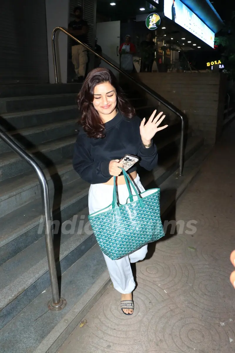 Avneet Kaur snapped in the city