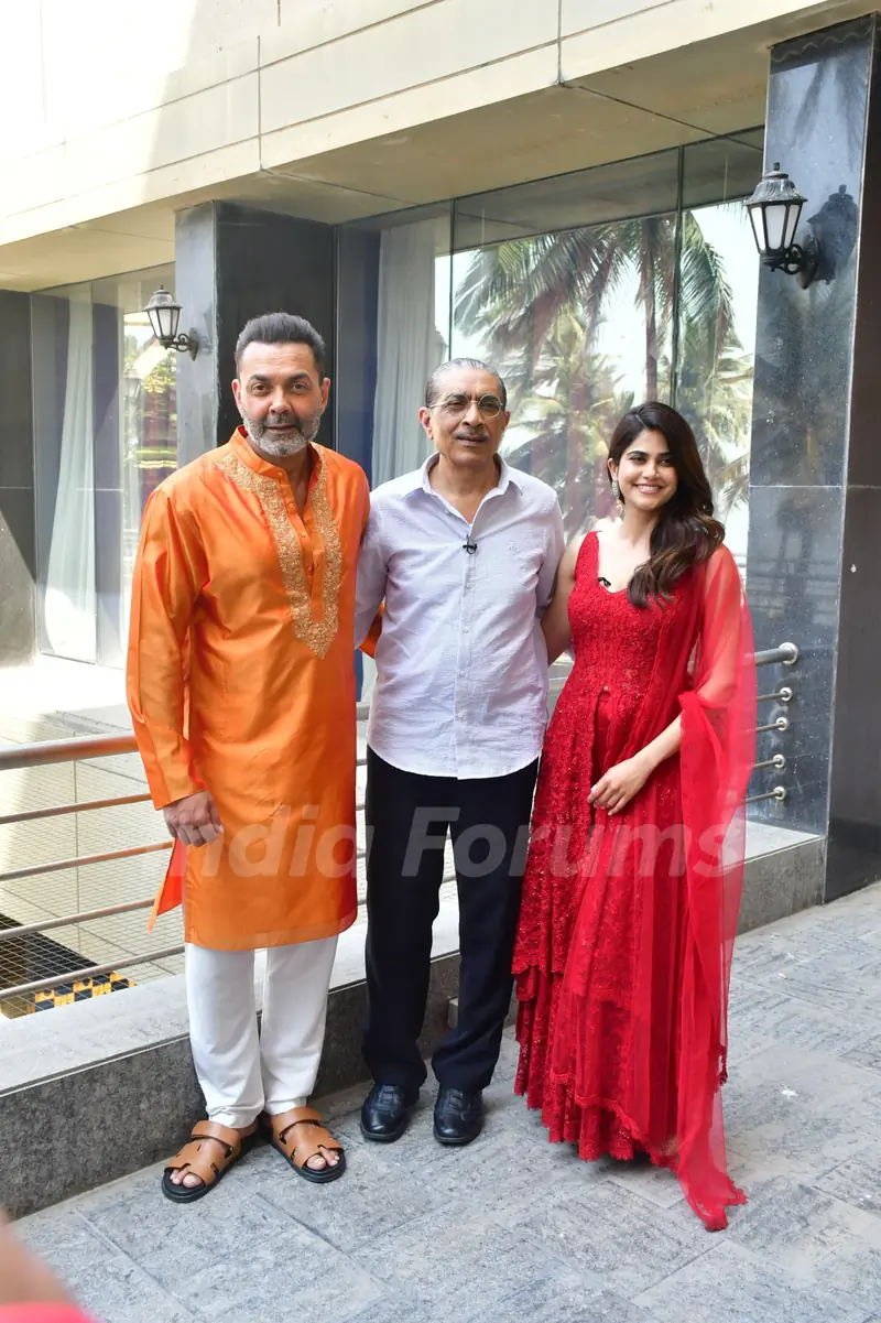 Bobby Deol, Prakash Jha and Aaditi Pohankar snapped Promoting Aashram 3 Part 2