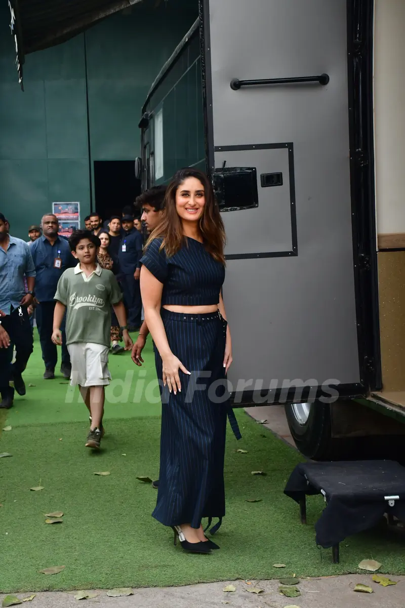 Kareena Kapoor  snapped in the city