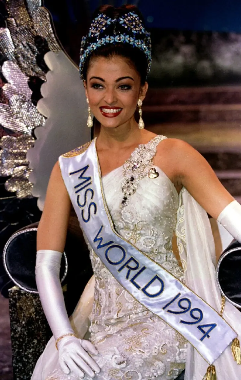 1. Aishwarya Rai Bachchan (Miss World 1994) – Aur Pyaar Ho Gaya (1997)