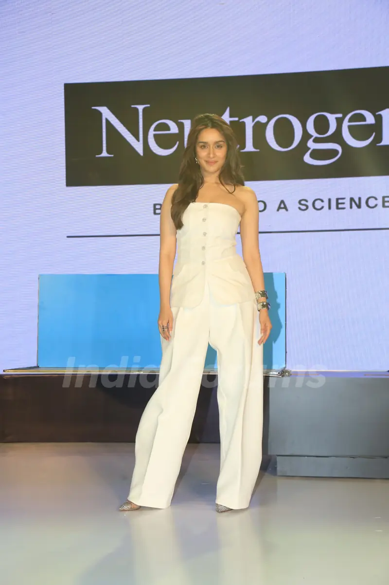 Shraddha Kapoor snapped for an event 