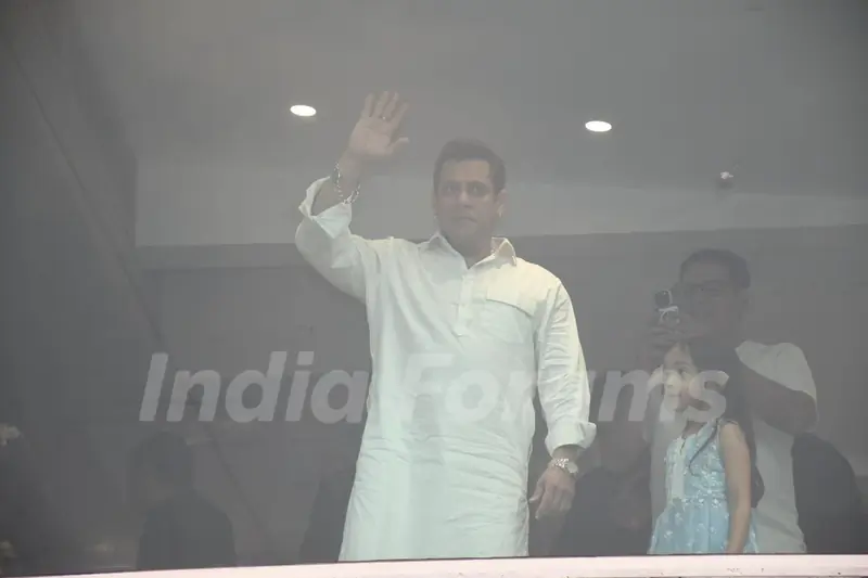 Salman Khan snapped on Eid