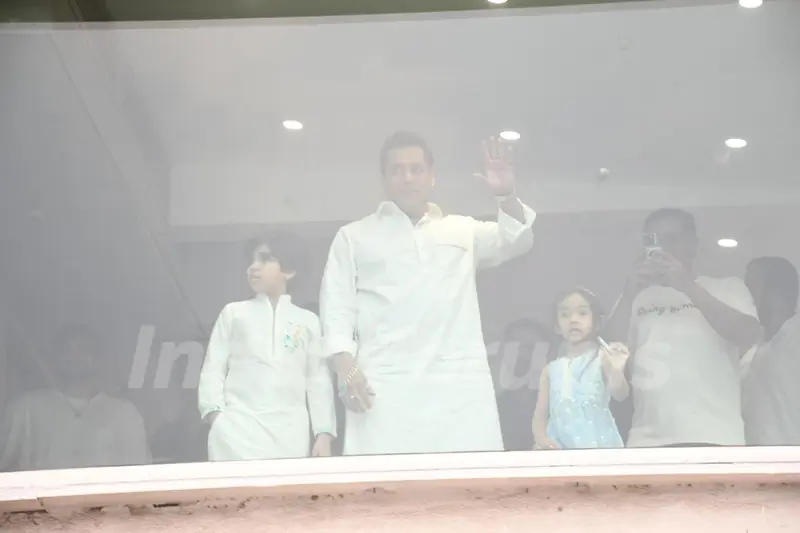 Salman Khan snapped on Eid