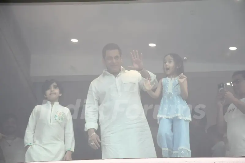 Salman Khan snapped on Eid