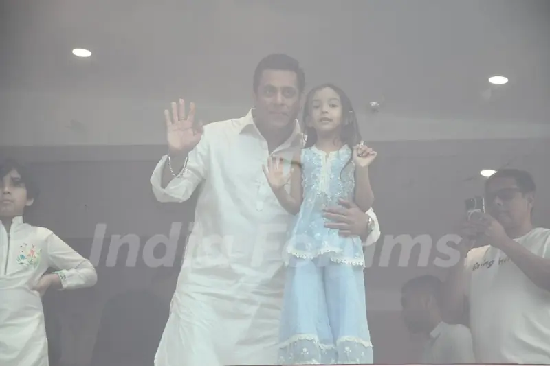Salman Khan snapped on Eid