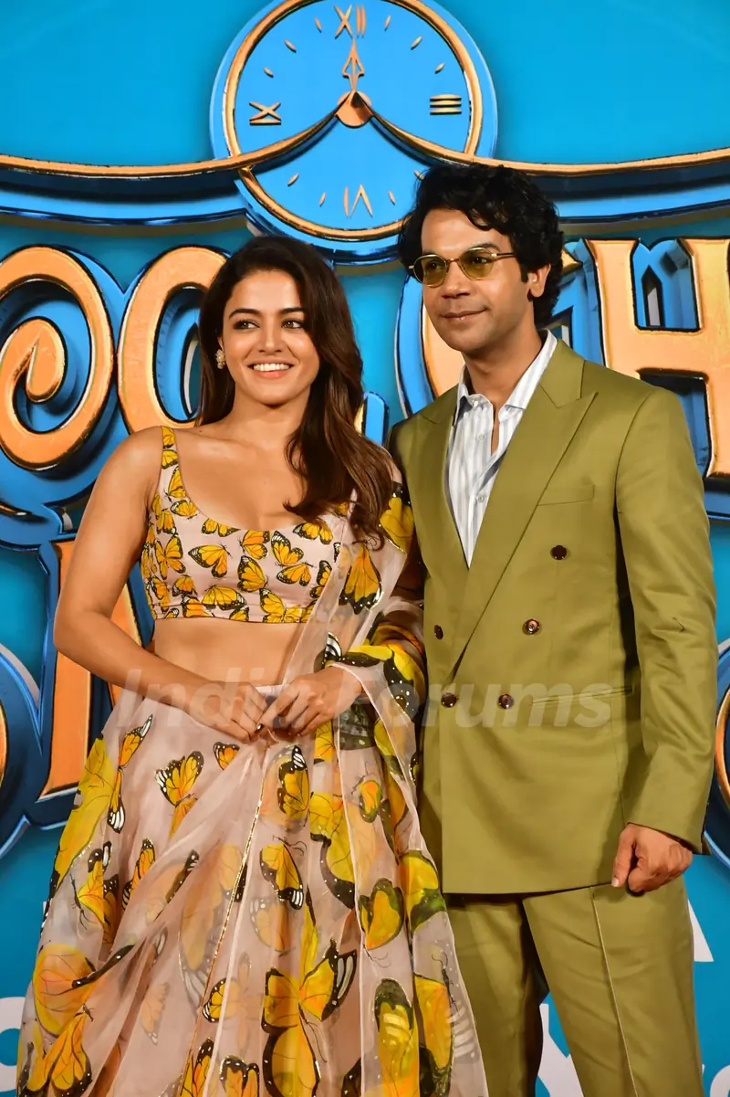 Rajkummar Rao and Wamiqa Gabbi  snapped at the trailer launch of 'Bhool Chuk Maaf'