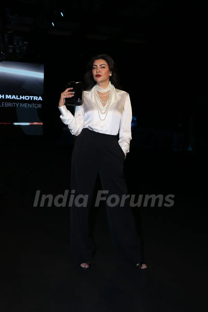 Sushmita Sen grace the Bombay Times Fashion Week 2025