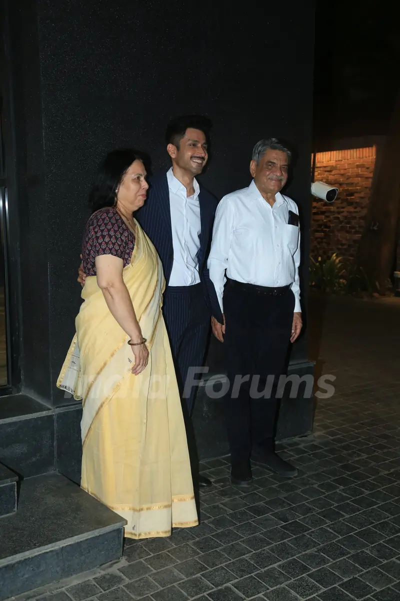 Amol Parashar attend the Gram Chikitsalay screening