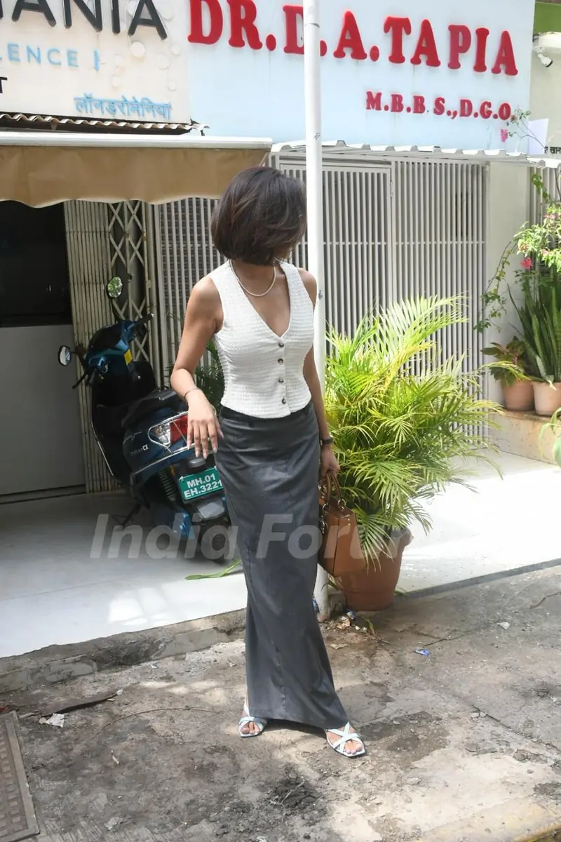 Esha Gupta  snapped in the city