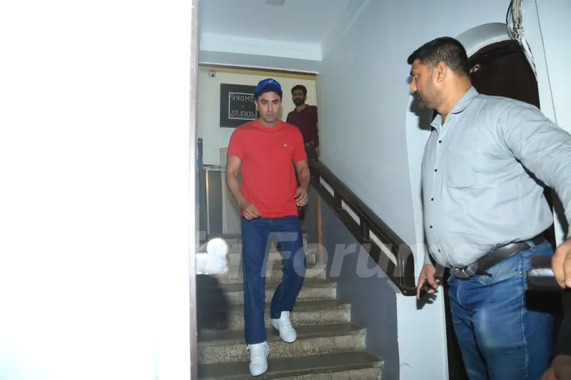 Ranbir Kapoor  snapped in the city