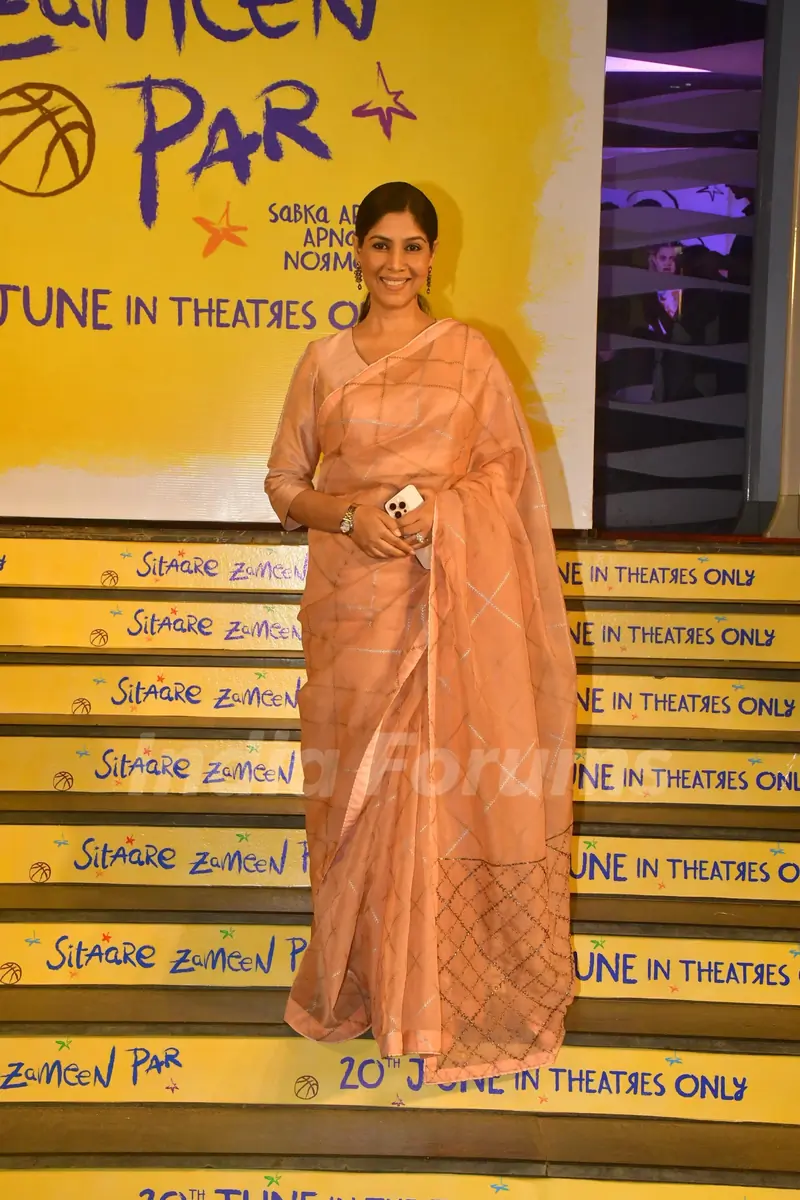 Mona Jaswir Singh snapped at the screening of 'Sitaare Zameen Par'