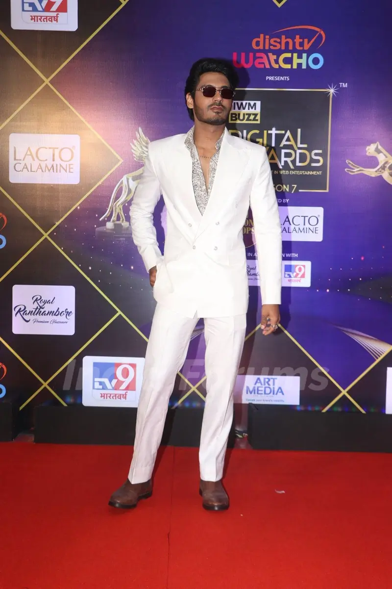 Digvijay Singh Rathee grace IWM Buzz OTT and Web Entertainment Awards
