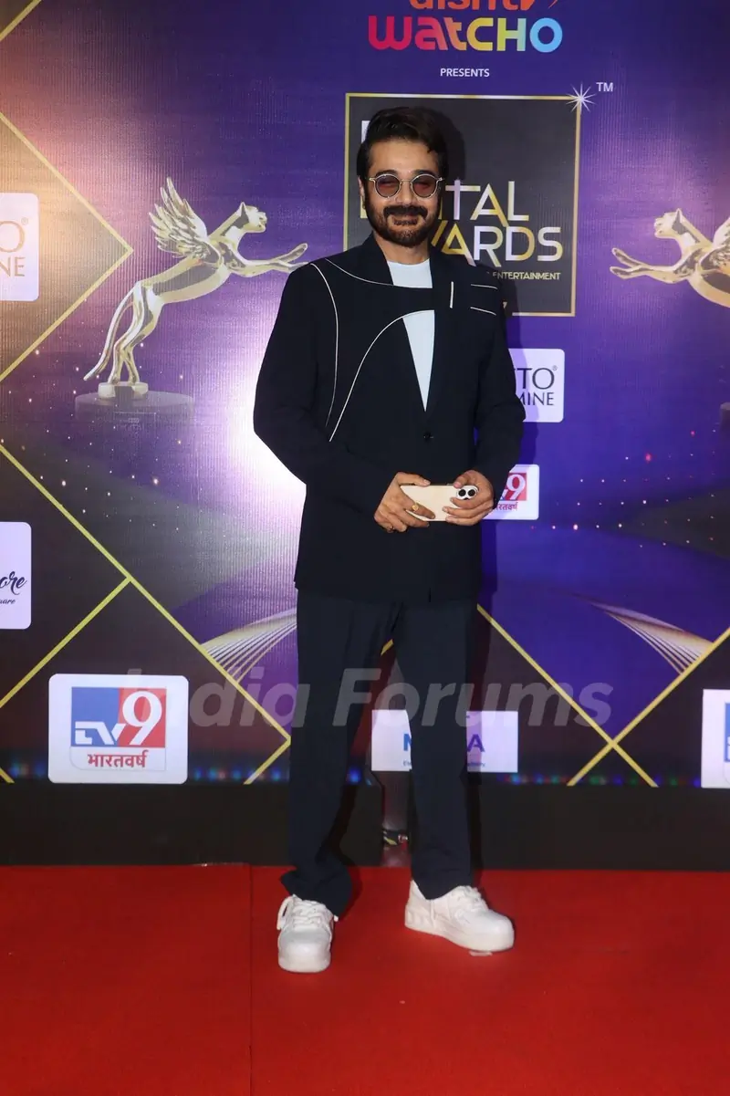 Prosenjit Chatterjee grace IWM Buzz OTT and Web Entertainment Awards