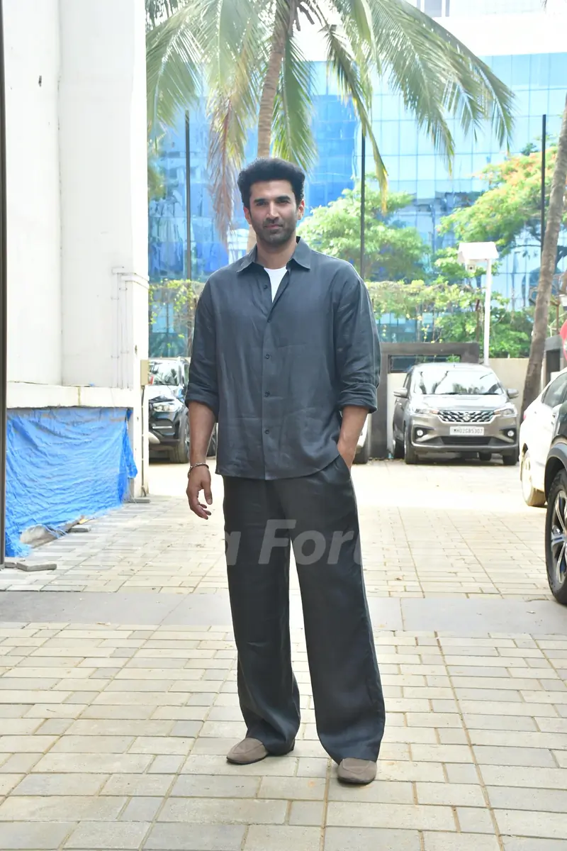 Aditya Roy Kapur snapped promoting Metro In Dino