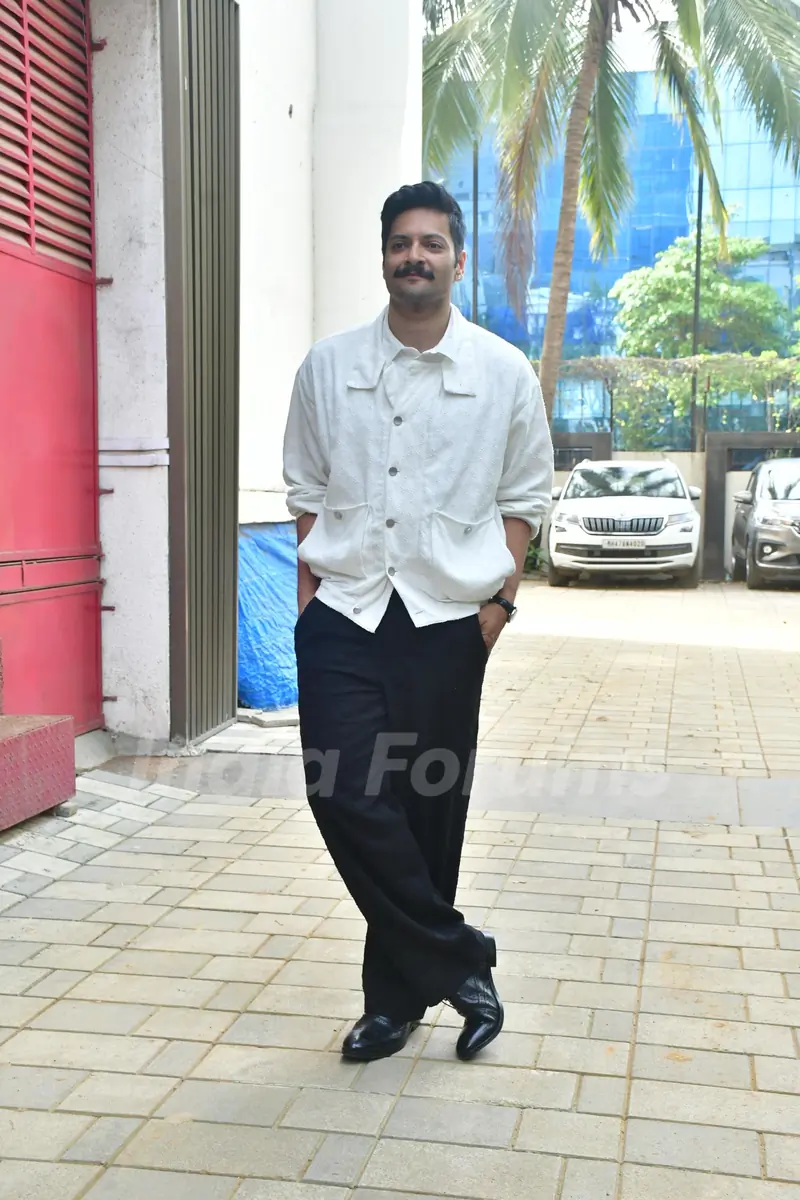Ali Fazal snapped promoting Metro In Dino