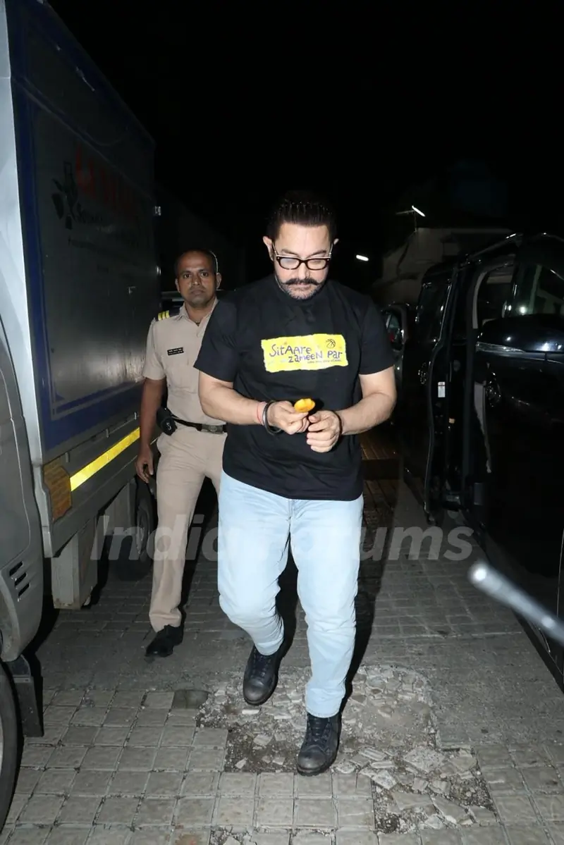 Aamir Khan snapped at Juhu PVR