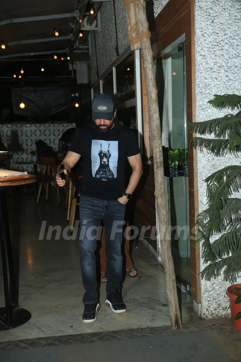 Emraan Hashmi snapped in the city