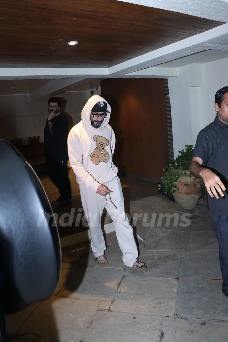 Abhishek Bachchan snapped in Juhu