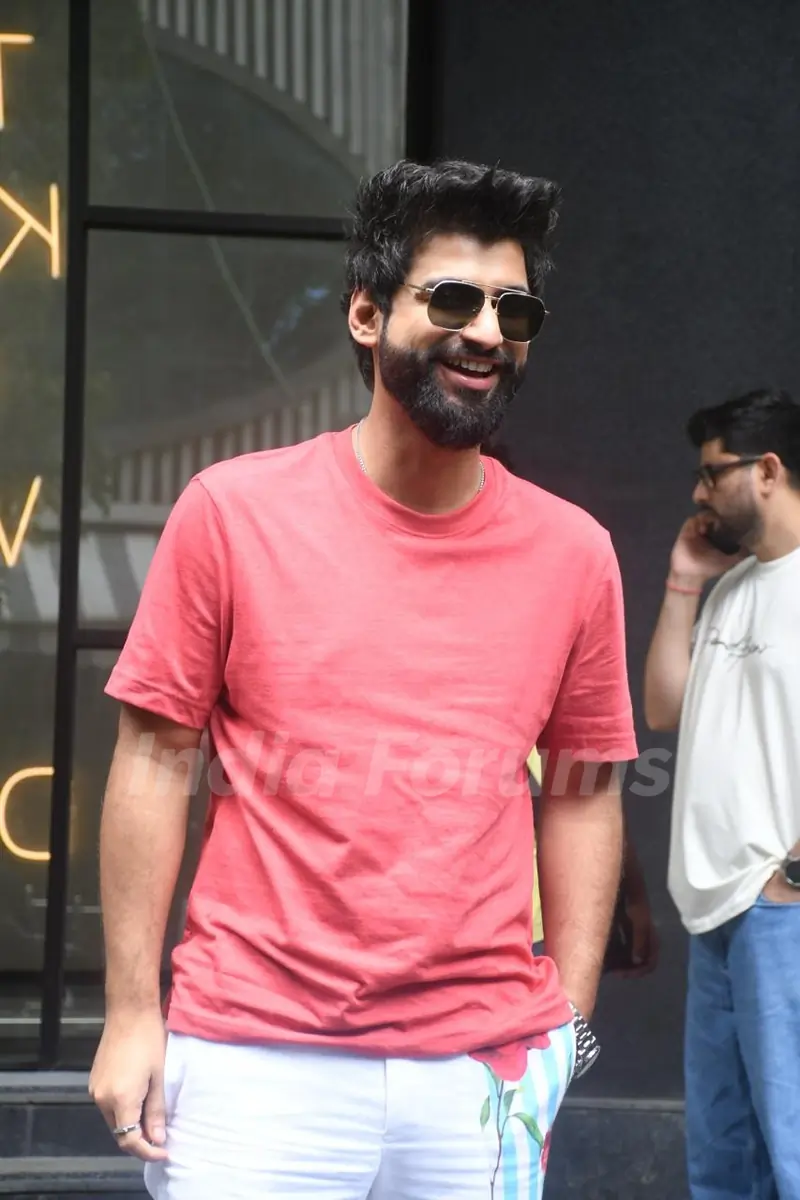 Harsh Gujral spotted at excel office in Bandra
