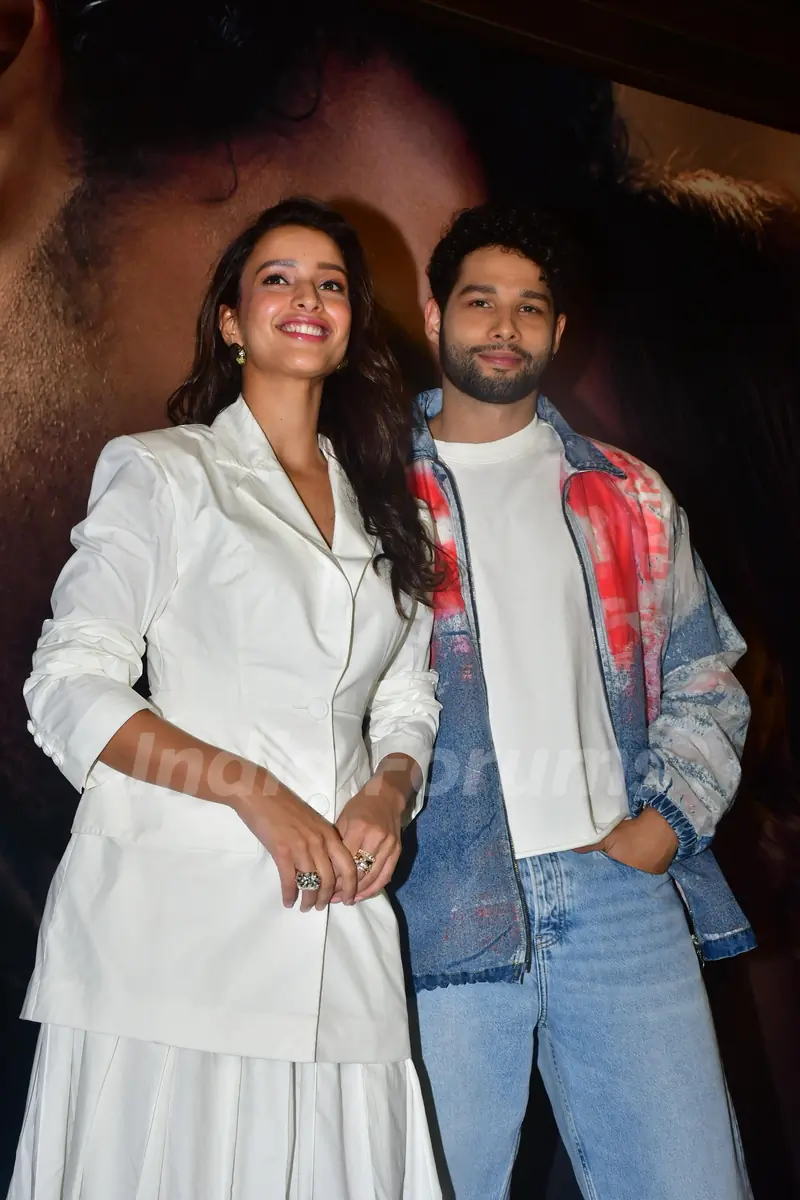 Siddhant Chaturvedi and Triptii Dimri snapped the trailer launch of Dhadak 2