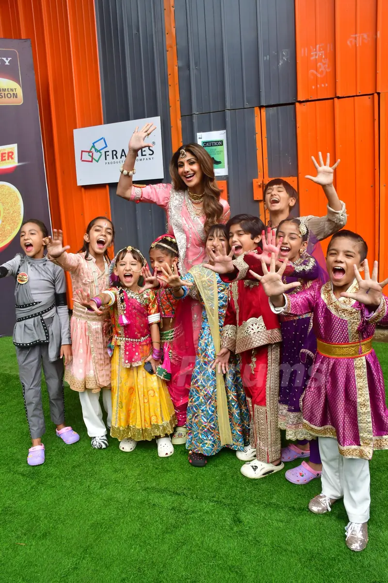 Shilpa Shetty at the set of SUPER DANCER 5