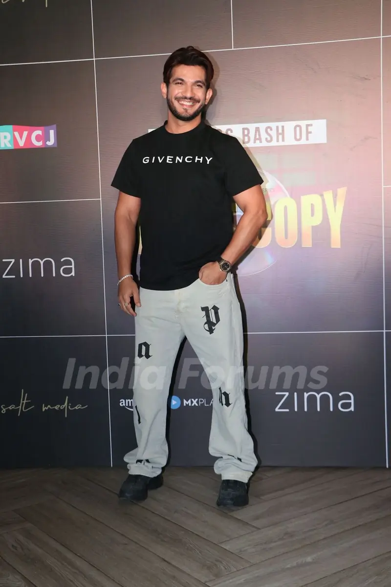 Arjun Bijlani graces the grand success of show First Copy