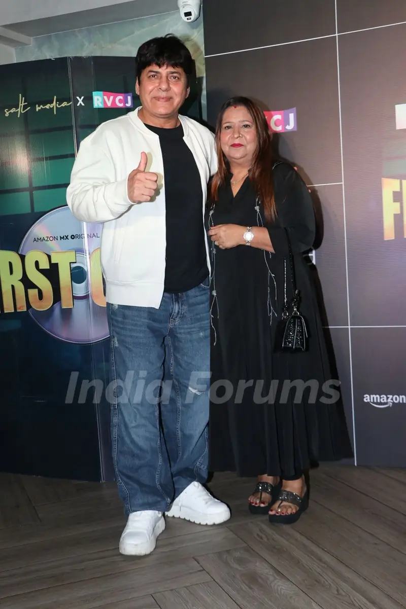 Sudesh Lehri graces the grand success of show First Copy