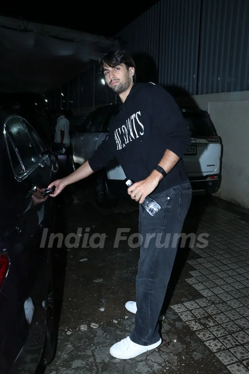 Lakshya Lalwani snapped in Juhu 