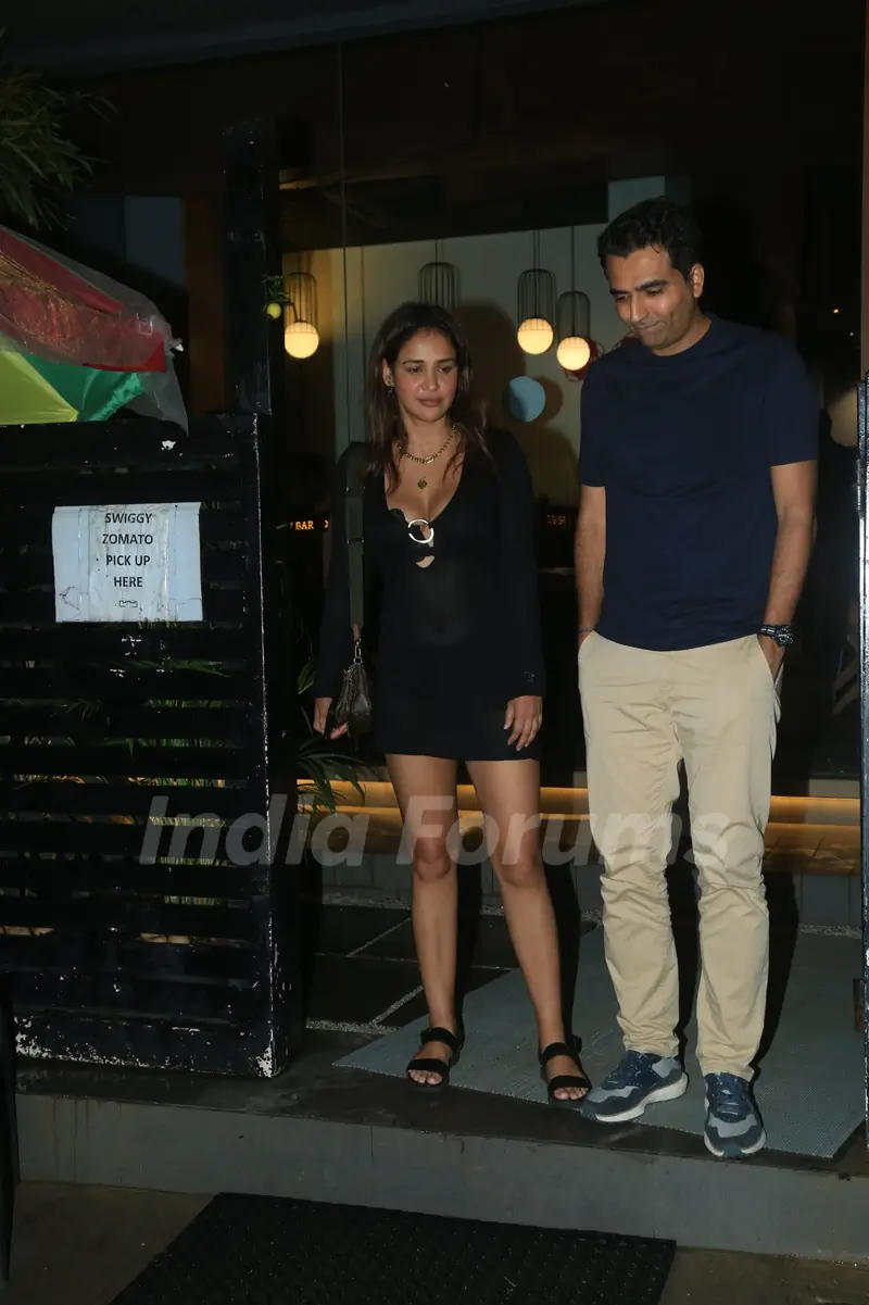 Aisha Sharma  snapped In Bandra