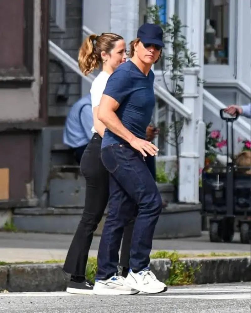 Tom Cruise and Ana De Armas