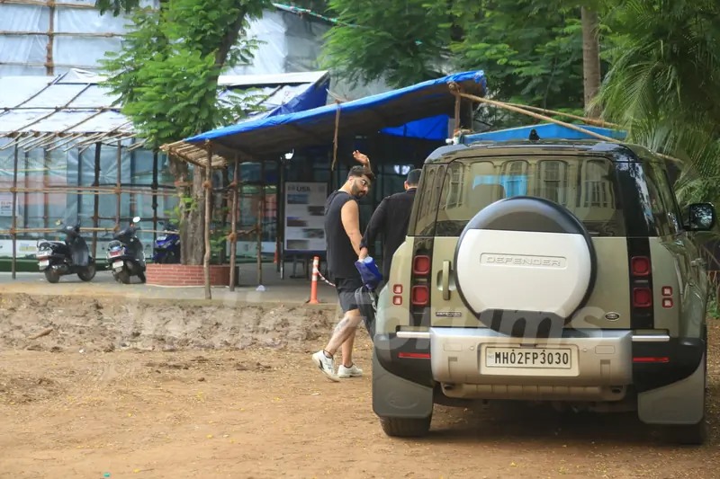 Arjun Kapoor snapped in Bandra