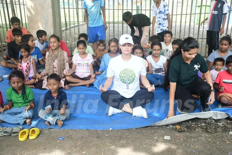 Dia Mirza spotted at Bandra