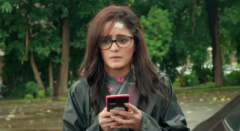 Mannat’s desperate escape