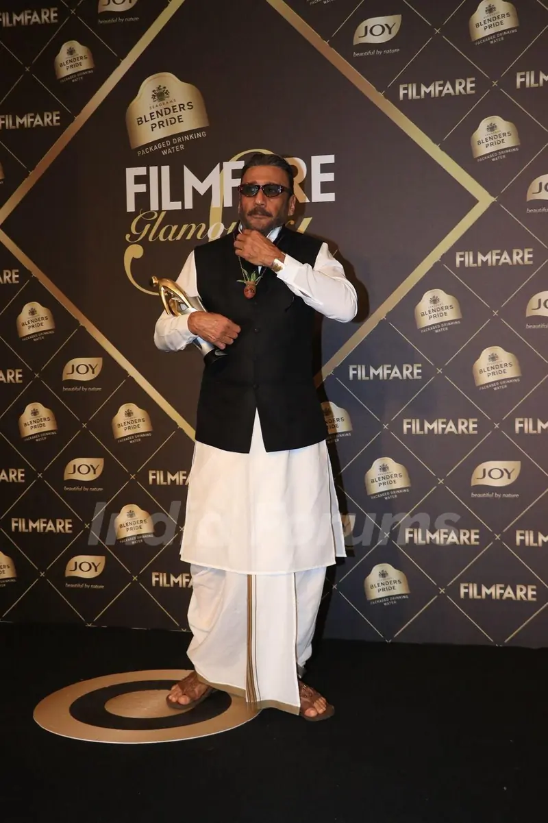 Jackie Shroff grace the Filmfare Glamour and Style Awards 2025