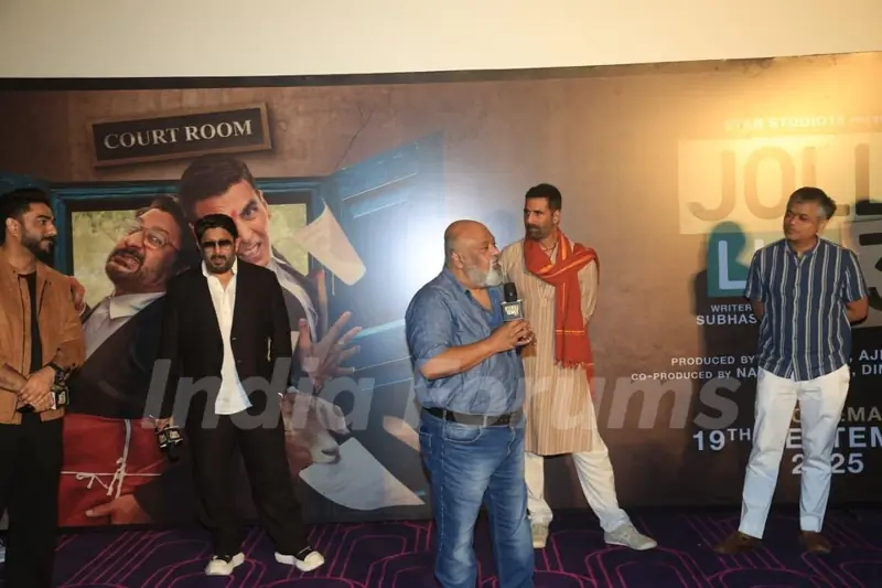 Akshay Kumar, Saurabh Shukla and Arshad Warsi grace the trailer launch of Jolly LLB 3