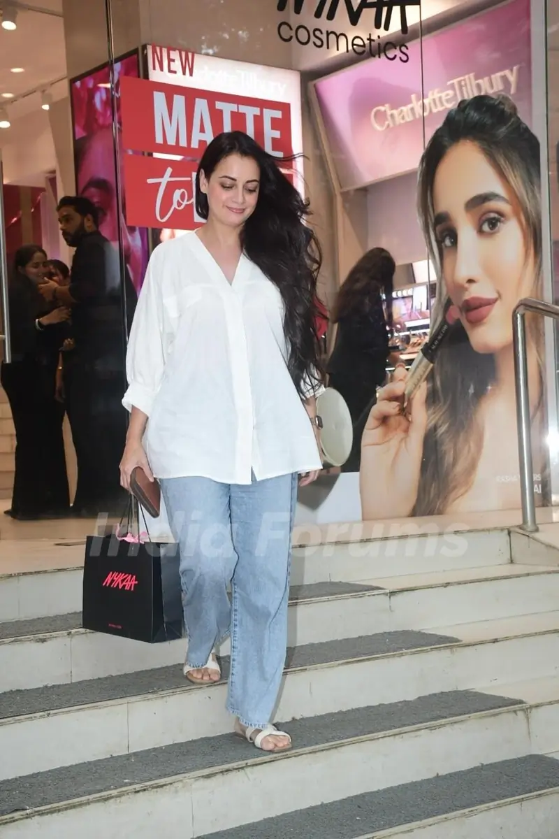Dia Mirza snapped outside a store in Khar