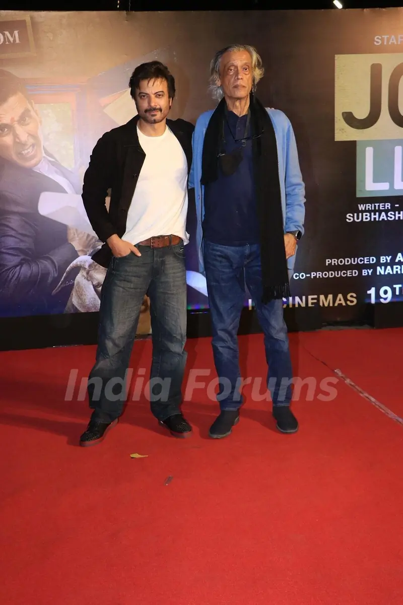 Sudhir Mishra and Rahul Bhat  grace at the premiere of Jolly LLB 3